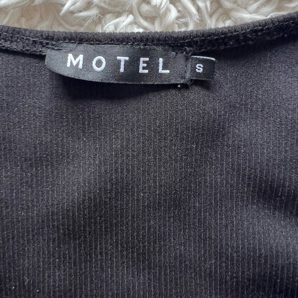 Motel Rocks Black Crop Top - Picture 2 of 5